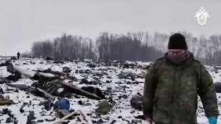 Un avi&oacute;n militar ruso se estrella con 15 personas a bordo