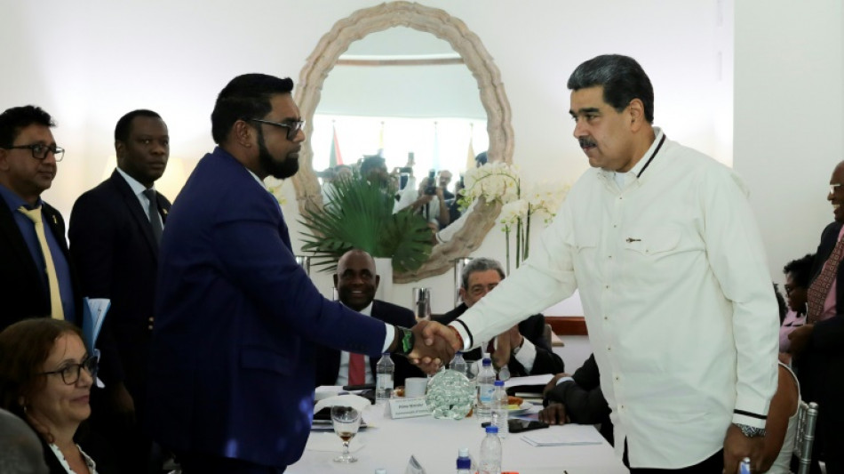 Venezuela e Guiana concordam em n&atilde;o usar for&ccedil;a na disputa territorial mas mant&ecirc;m diverg&ecirc;ncias